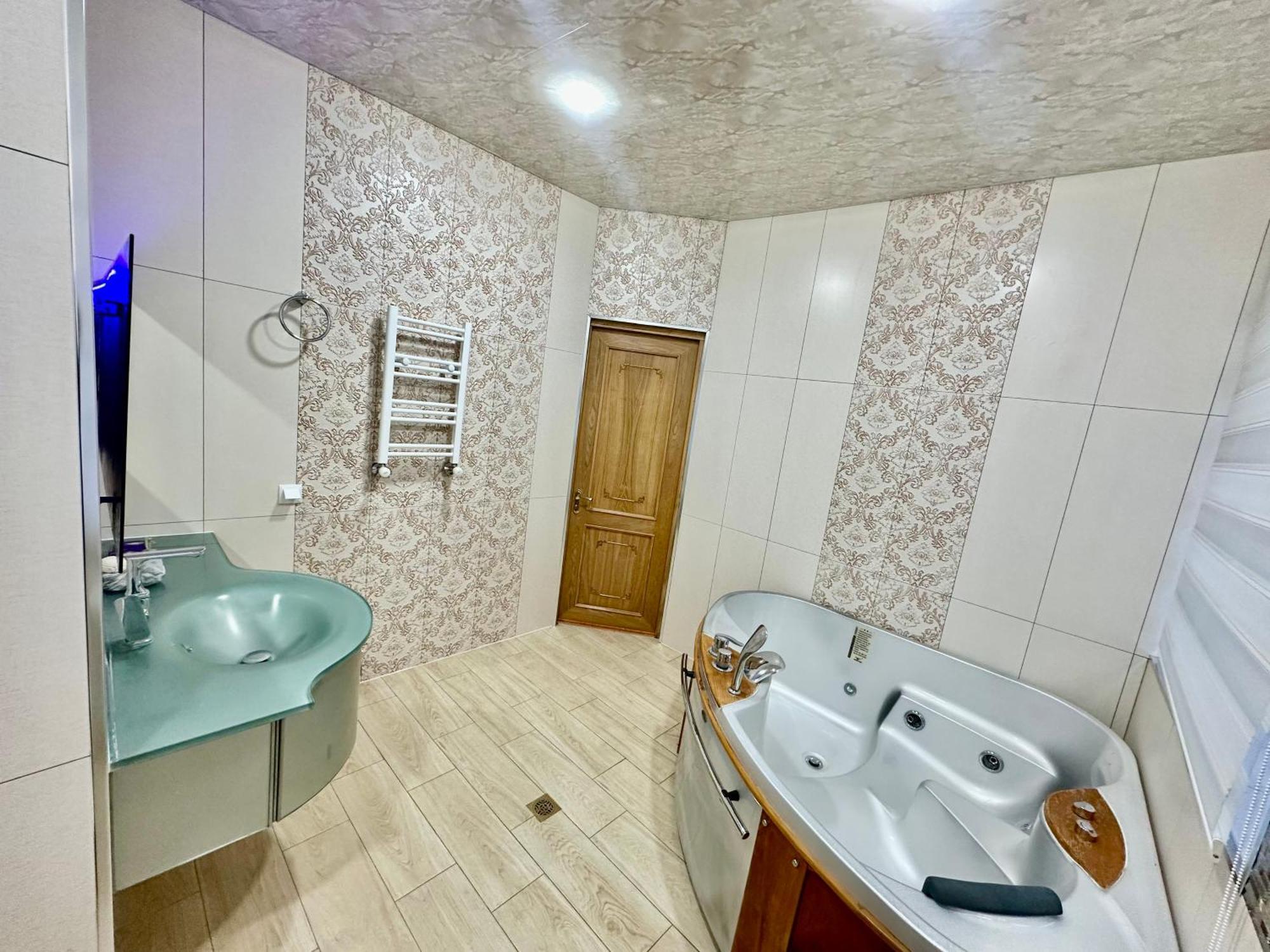 Tadevosyan Guest House Bjni 외부 사진