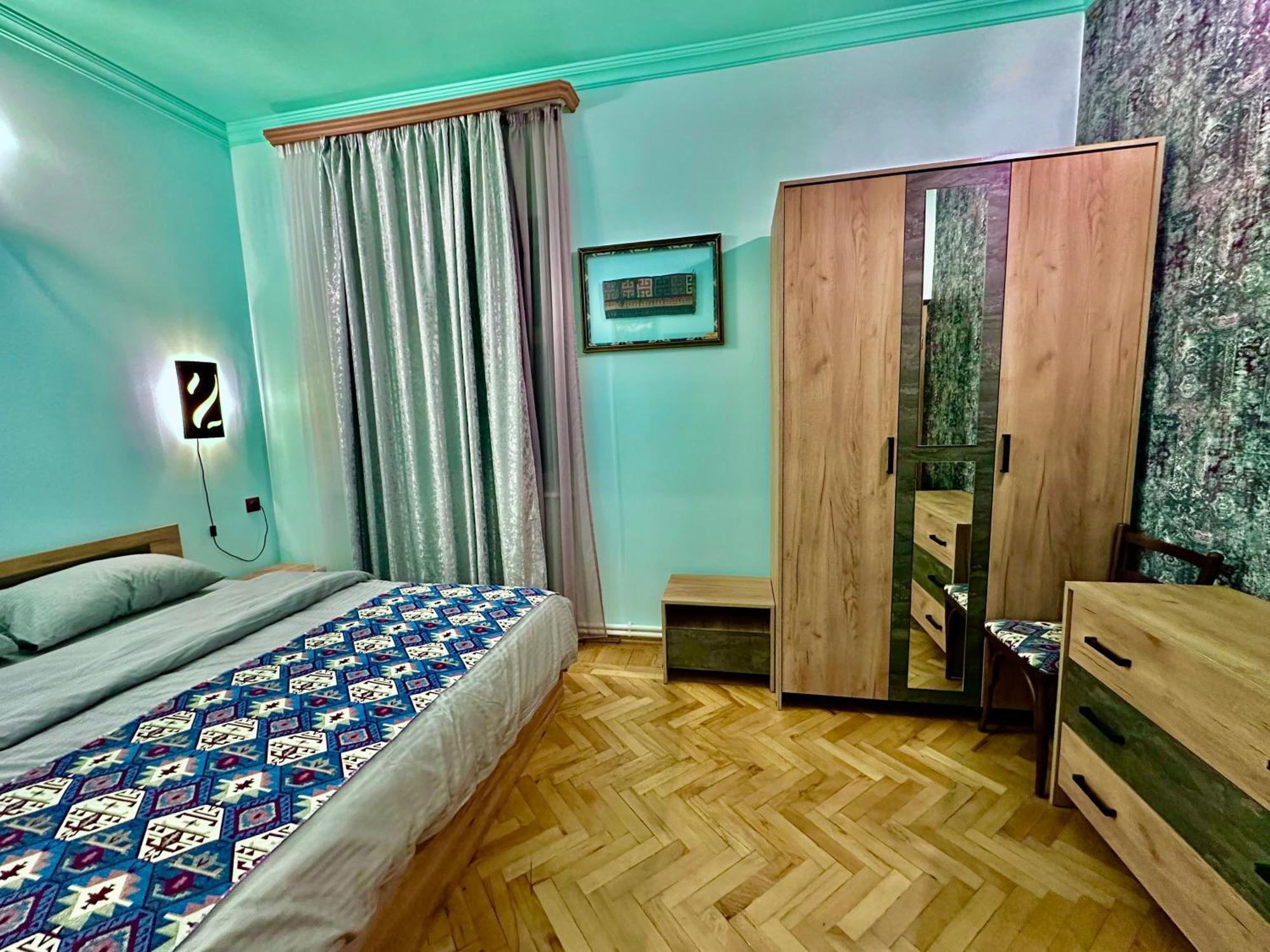 Tadevosyan Guest House Bjni 외부 사진